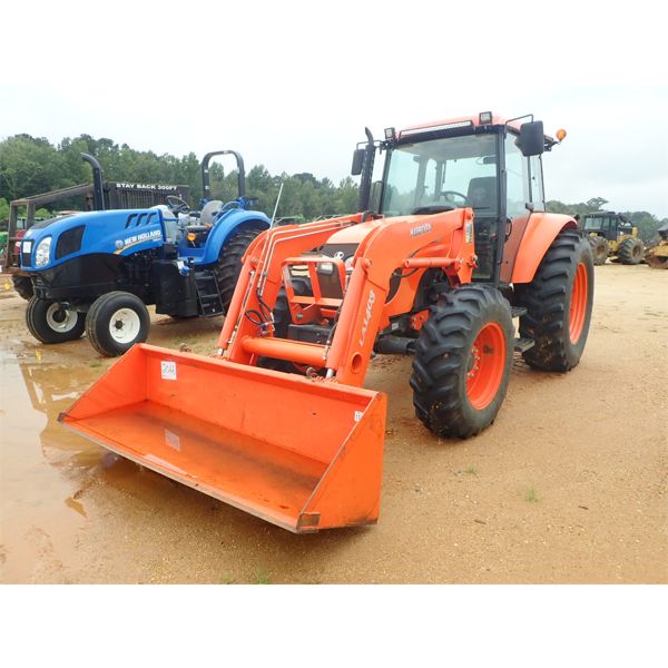 KUBOTA M108S Farm Tractor