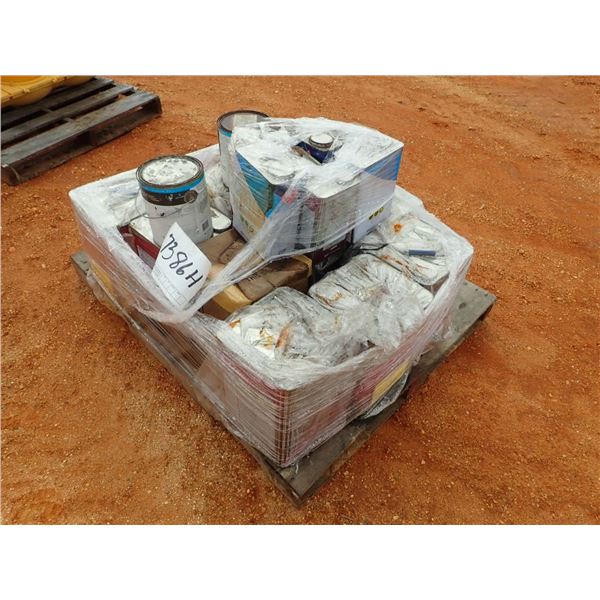 (1) PALLET PAINT CHEMICALS