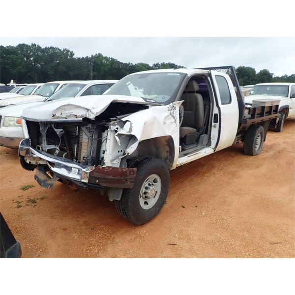 2007 CHEVROLET 2500 Flatbed Truck