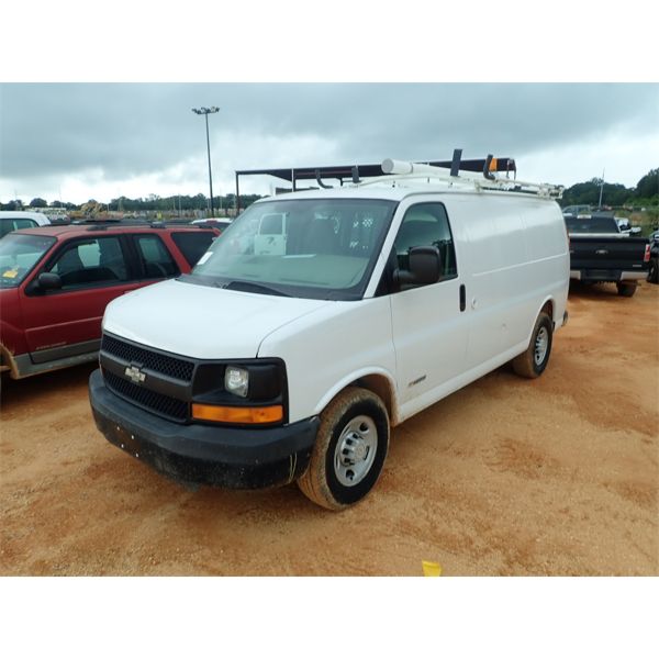 2006 CHEVROLET 2500 Cargo Van