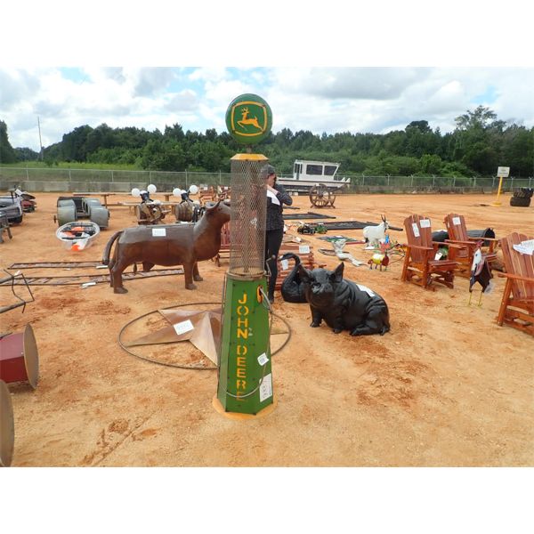 JOHN DEERE METAL FUEL PUMP (C6)