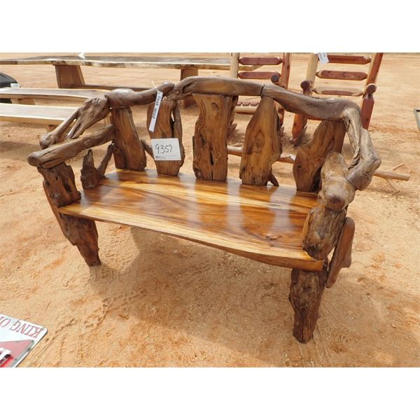 TEAKWOOD BENCH (C6)