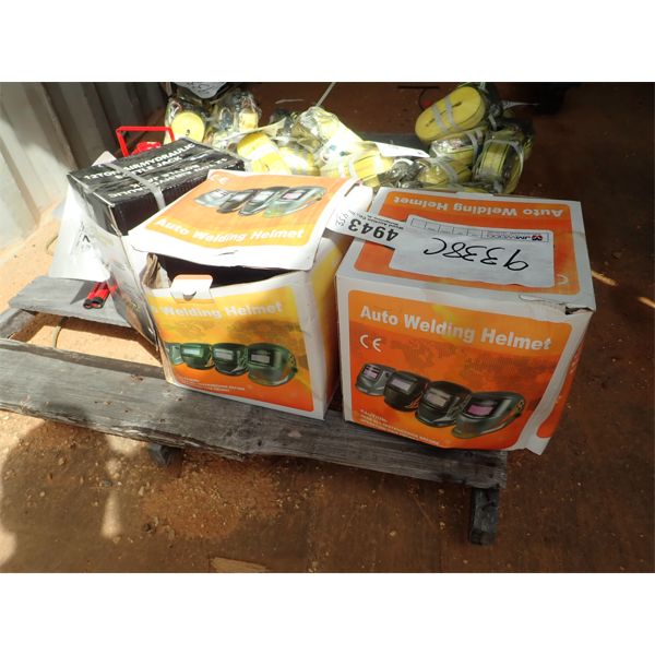(2) AUTO WELDING HELMET (C6)