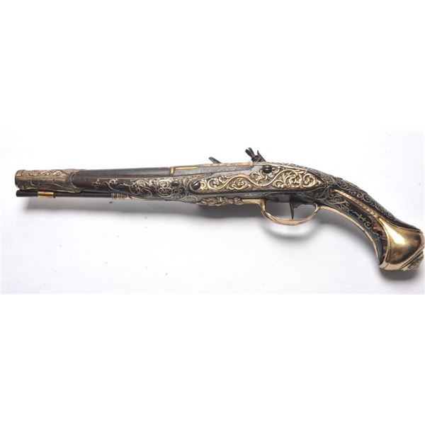 21BG-A105 GOLD & SILVER CHIEFTAIN'S PISTOL