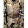 Image 4 : 21BG-A319 GOTHIC STYLE SUIT OF ARMOUR