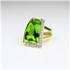 Image 4 : 21CAI-9 PERIDOT & DIAMOND RING