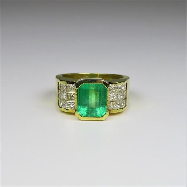 21CAI-4 COLOMBIAN EMERALD & DIAMOND RING