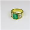Image 3 : 21CAI-4 COLOMBIAN EMERALD & DIAMOND RING