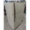 Image 2 : GE Fridge 59" x 30" x 27"