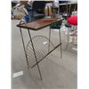 Image 2 : Retro Magazine Rack & Vanity Stool