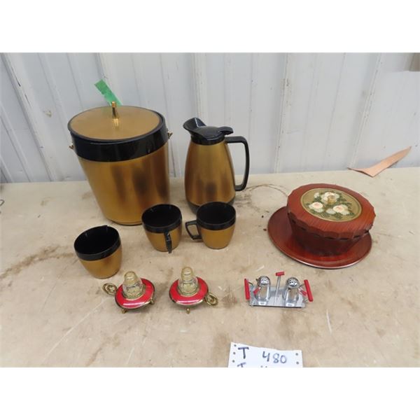 Matching Coffee Urn, Mugs & Ice Bucket, & Salt & Pepper & More!