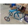 Image 3 : 2 Painted Tricycles