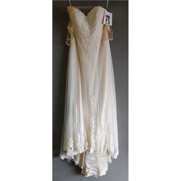 CHAMPAGNE STELLA YORK DESIGNER LACE BRIDAL GOWN;
