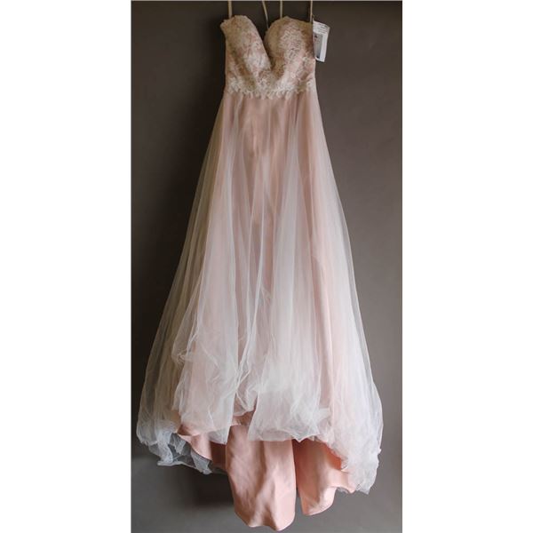BLUSH VENUS BRIDAL GOWN; SIZE 4, STYLE# AT6675