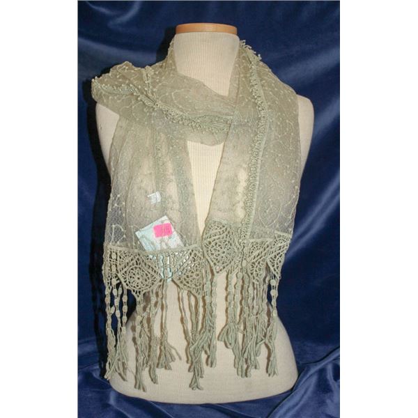 GREEN LACEY FASHION SCARF