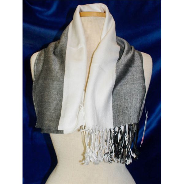 WHITE & GREY WELLCO INK FASHION SCARF, STYLE SF035