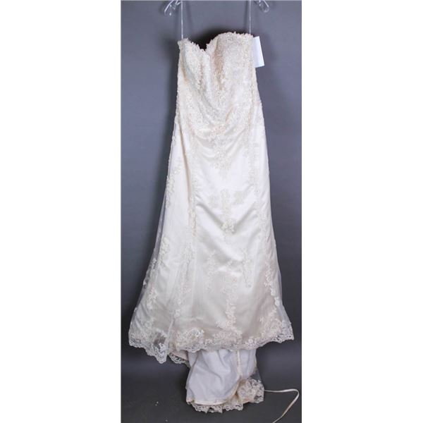 CHAMPAGNE MAGGIE DESIGNER BRIDAL GOWN, SIZE 20