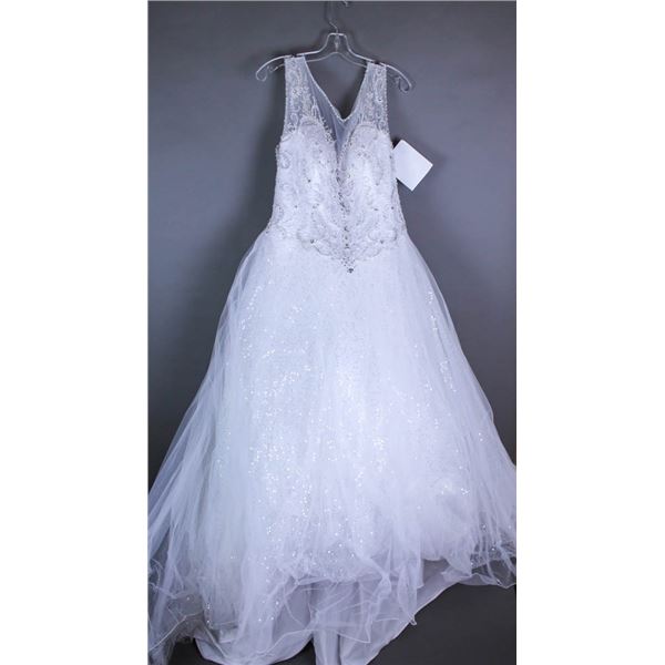 WHITE VENUS DESIGNER BRIDAL GOWN, SIZE 20
