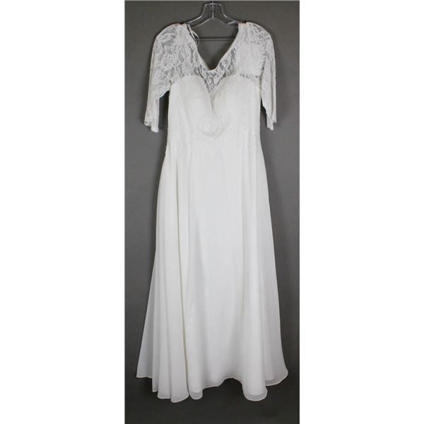 IVORY VENUS DESIGNER BRIDAL GOWN , SIZE 16