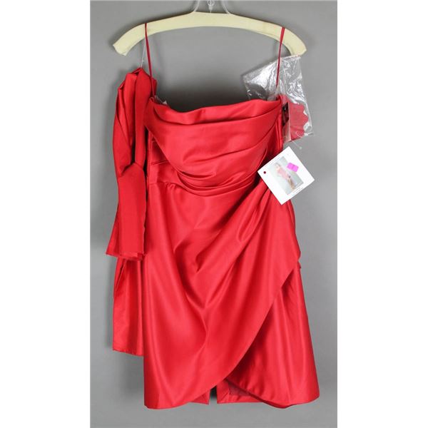 RED VENUS DESIGNER FORMAL DRESS SIZE 16