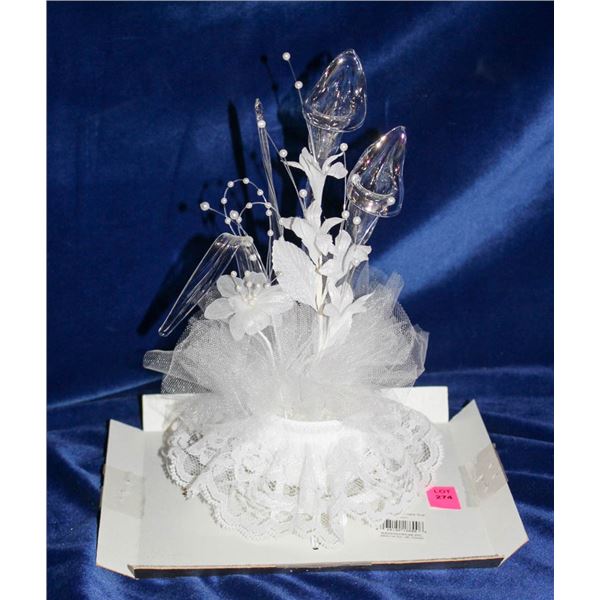 CALL LILY CAKE TOPPER