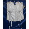 Image 1 : VA BIEN CORSET; WHITE- 34D STYLE #513