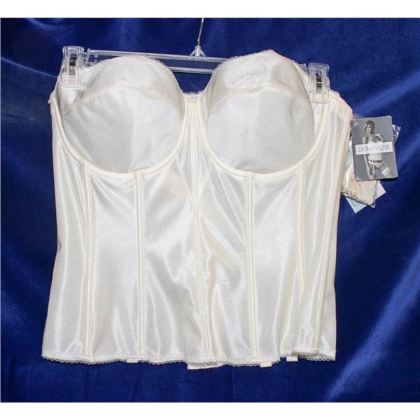 DOMINIQUE CORSET; IVORY- 40D STYLE #8950 MSRP $160