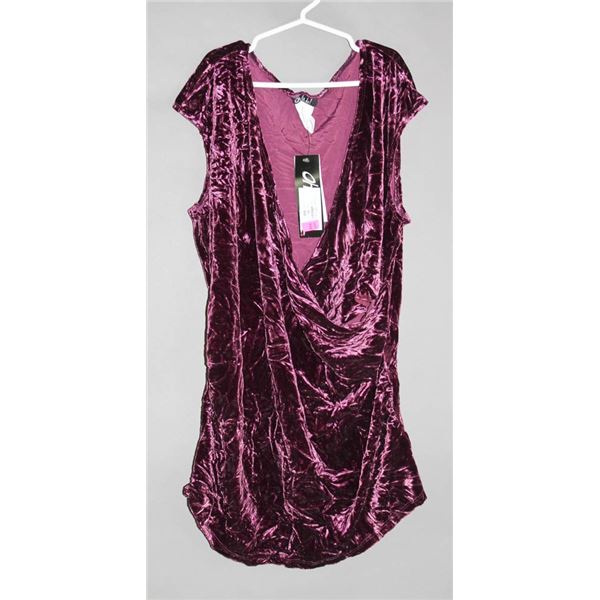OH LA LA CRUSH VELVET FORMAL SLEEVELESS TOP; PLUM