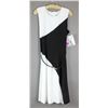 Image 1 : BLACK/WHITE CARTISE DESIGNER FORMAL DRESS
