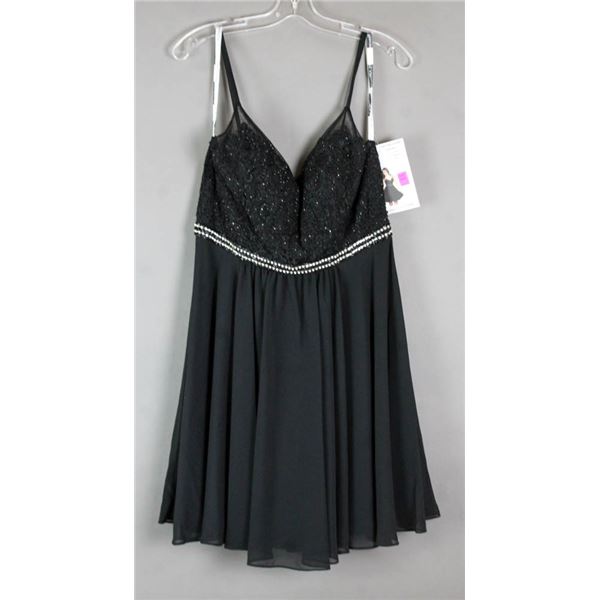 BLACK/ BEADED DESIGNER FORMAL DRESS; SIZE 14