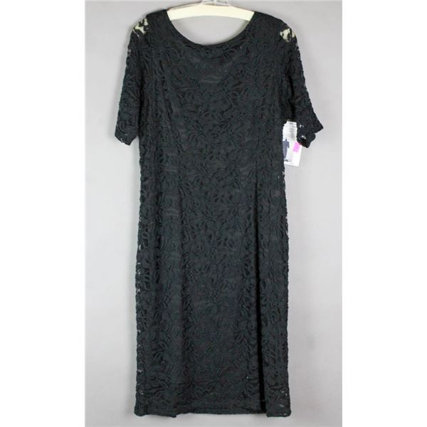 BLACK LACE JOLENE DESIGNER FORMAL DRESS; SIZE 3XL