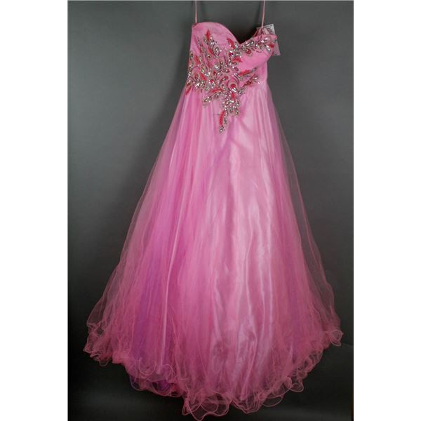 PINK BONNY FORMAL DESIGNER DRESS; SIZE 10