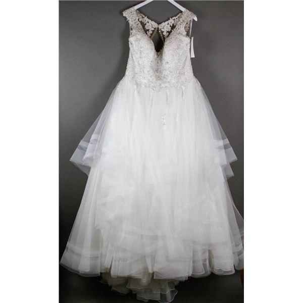 BONE STELLA YORK BRIDAL DESIGNER GOWN; STYLE# 6501