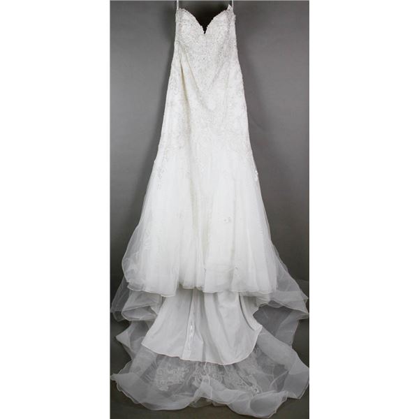 IVORY BEADED STELLA YORK DESIGNER BRIDAL GOWN;