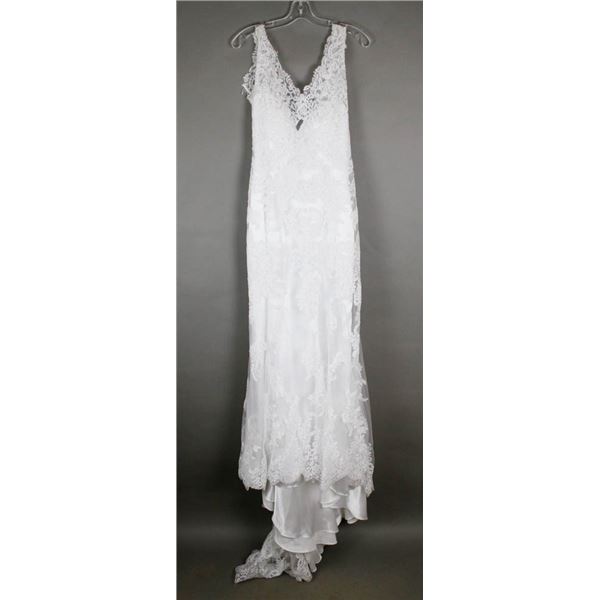 WHITE LACE MAGGIE DESIGNER BRIDAL GOWN; SIZE 12