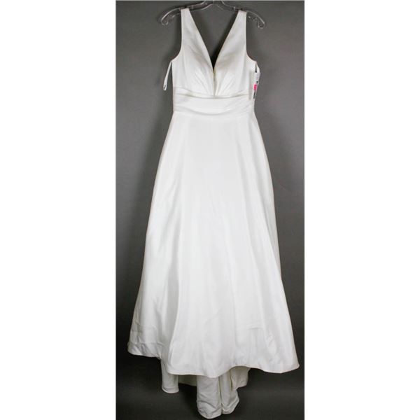 IVORY VENUS DESIGNER BRIDAL GOWN; SIZE 14
