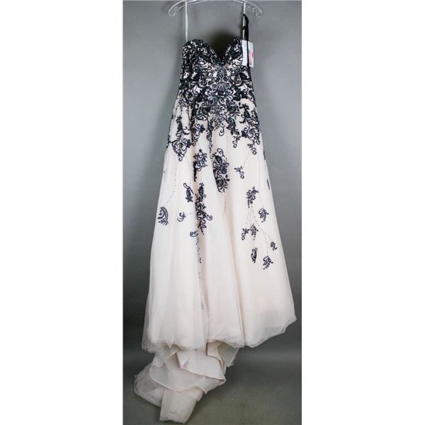 CHAMPAGNE W/ BLACK EMBROIDERY ESSENCE OF AUSTRALIA