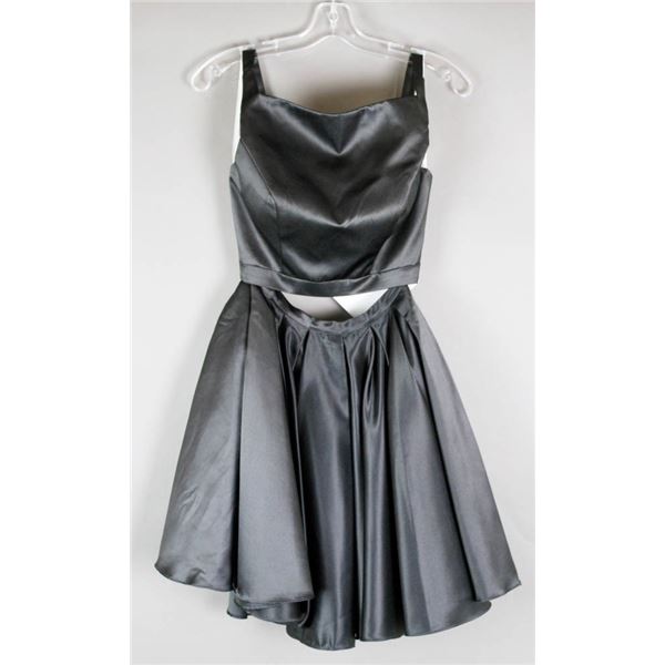 BLACK ANGELA & ALISON 2PC FORMAL DRESS; SIZE 4