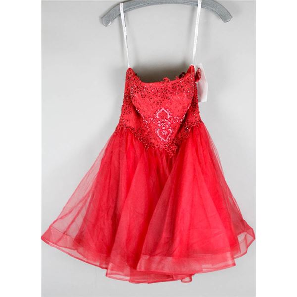 DEEP RED FLAIR FORMAL DESIGNER DRESS; SIZE 4