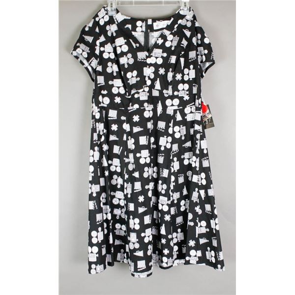 BLACK/  MEDIA CHERRY VELVET DESIGNER DRESS;