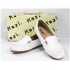 Image 1 : SILVER/ WHITE VANGELO/ KOZI SLIDE ON FORMAL SHOES;