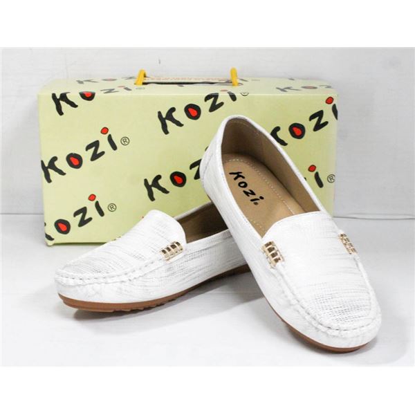SILVER/ WHITE VANGELO/ KOZI SLIDE ON FORMAL SHOES;