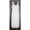 Image 2 : IVORY VENUS BRIDAL DESIGNER GOWN; SIZE 22