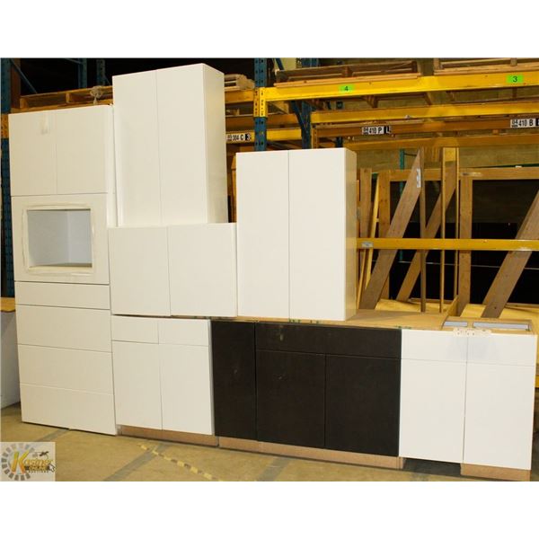 8 BOX KITCHEN WITH MOLDINGS COLOUR WHITE / SHALE