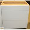 Image 1 : WHITE VANITY BASE CAB 30" W VERTICAL 3 DRW 35" T