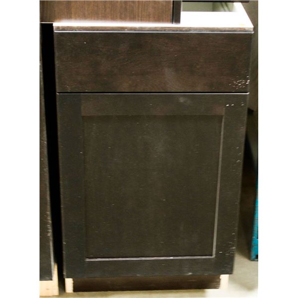 VANITY BASE CAB 18" WIDE WITH TOP DRW AND RH DOOR