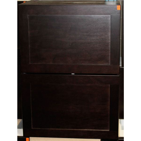 WALL CAB 33" W X 24" H C/W 2 DOORS