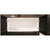 Image 2 : WALL CAB 33" W X 15" H C/W 2 DOORS