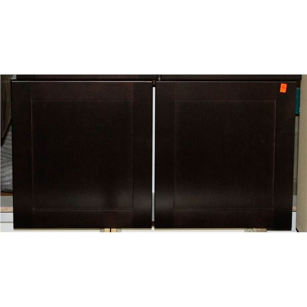 WALL CAB 33" W X 18" H C/W 2 DOORS