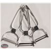 Image 1 : 3 NEW JOHNSON ROSE 2" VEGETABLE PEELERS